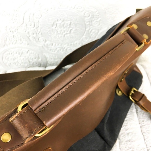 Retro leather & gray fabric laptop carry on travel work messenger bag - Picture 4 of 12